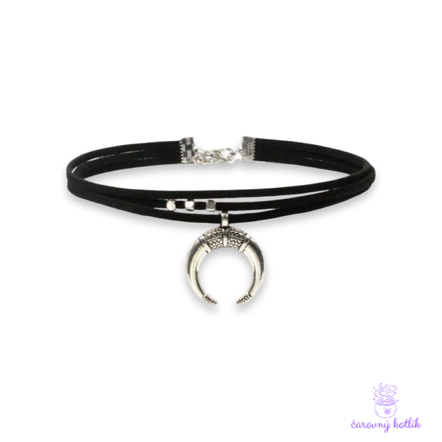 Gothic - vrstvený náhrdelník s polmesiacom